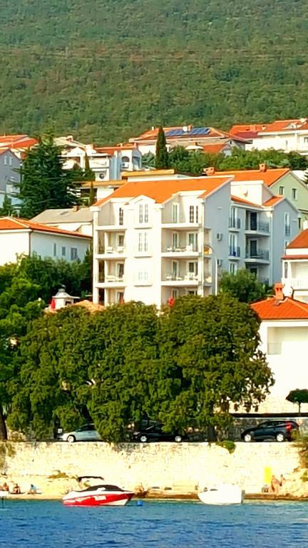 Apartments Villa Harmonie - Adults Only +14 Crikvenica Exterior photo